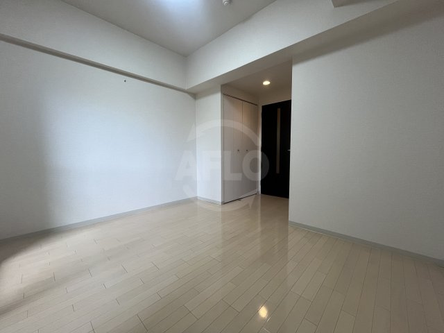 新大阪南ｸﾞﾗﾝﾄﾞﾏﾝｼｮﾝの洋室|新大阪南グランドマンション　リビング