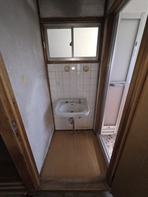 【洗面所】 | 山科区大塚元屋敷町　中古戸建