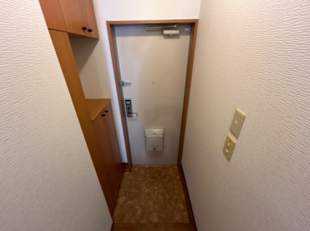 ソフィア花北の玄関