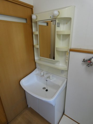 コーポエストリータの洗面所