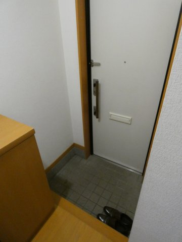 コーポエストリータの玄関
