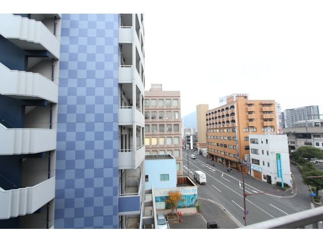 クローバージャパンビルの展望