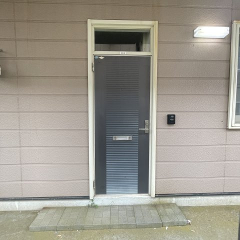 ハッピーハイツⅡの玄関