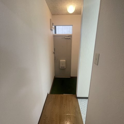 ハッピーハイツⅡの玄関