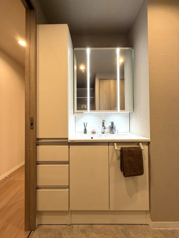 フローラル南27条の独立洗面台