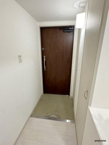 アーデン土佐堀 仲介手数料無料の玄関