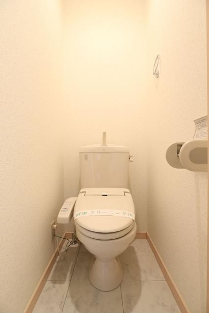 町田市木曽東３丁目のアパートのトイレ