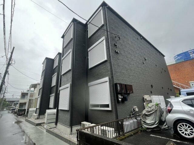 小平市小川町１丁目のアパートの外観