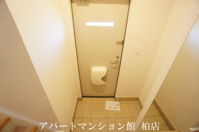 プランドール　Bの玄関