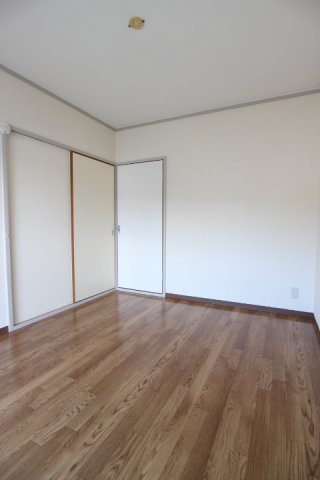 イリノハイツの寝室