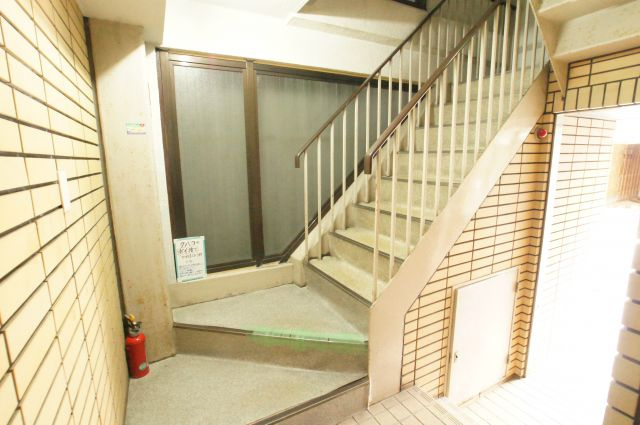 ＣＯＯＰ　ＡＢＢＥＹのエントランス