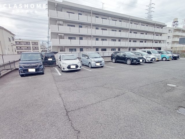 ファミール末広　　刈谷市の賃貸ならクラスホーム刈谷店の駐車場