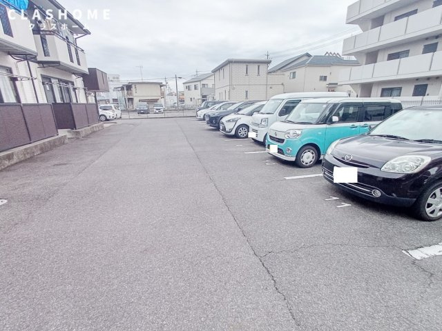 ファミール末広　　刈谷市の賃貸ならクラスホーム刈谷店の駐車場