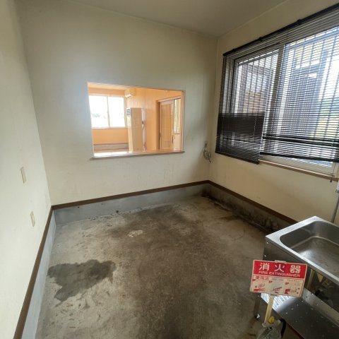 登別市幸町4丁目2テナントのその他
