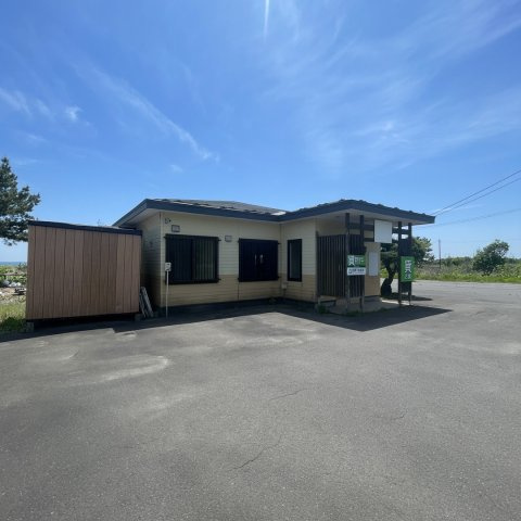 登別市幸町4丁目2テナントのエントランス