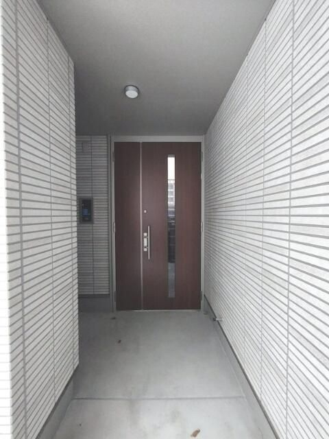 ウエスト キャトル 南砂のエントランス