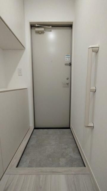 ウエスト キャトル 南砂の玄関