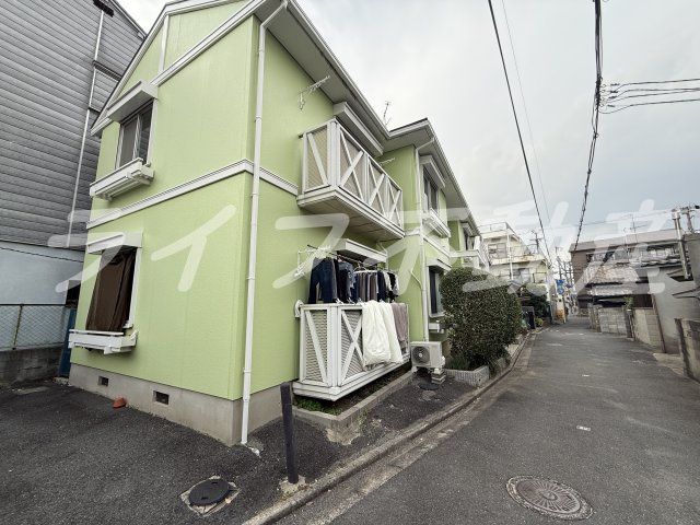 グリーンハイツ吉川の外観|落ち着いた雰囲気の外観です