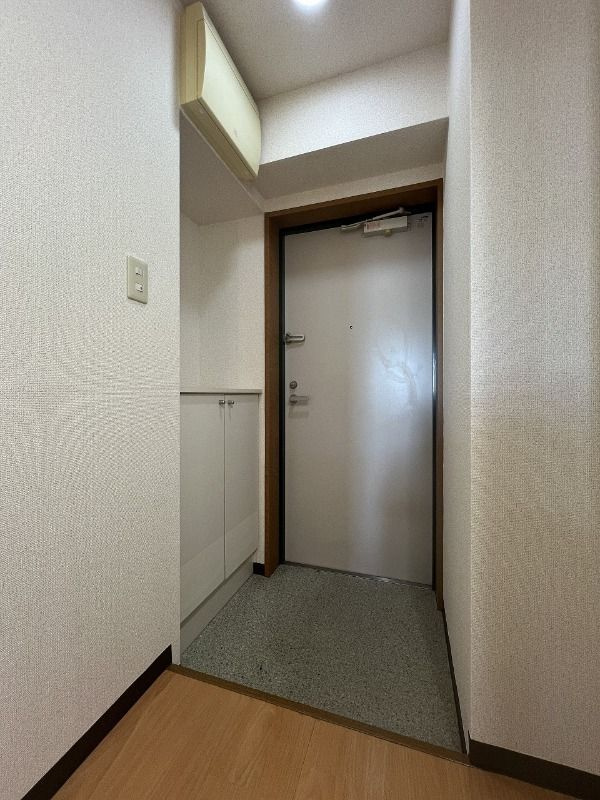 【玄関】