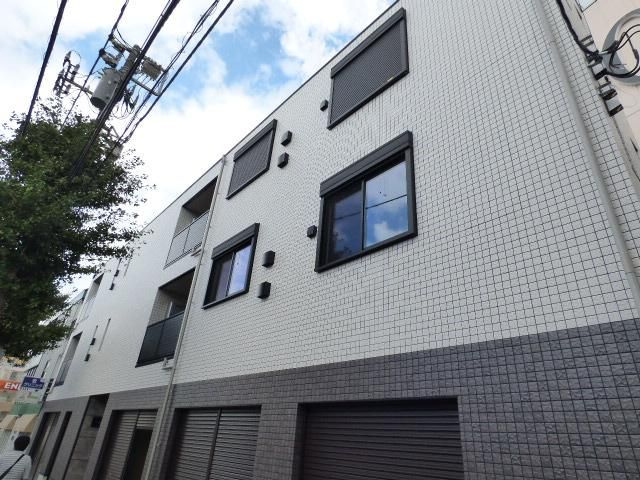 横浜市神奈川区片倉１丁目の賃貸マンションの外観