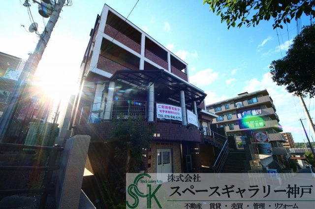 ニューバーリヤ学院坂の外観パース
