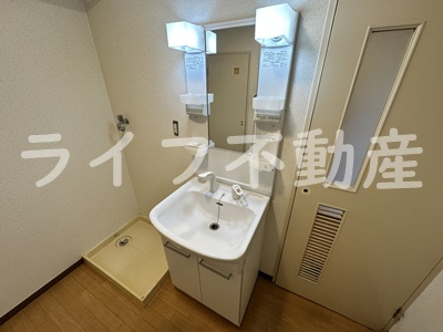 グランミッシェルの独立洗面台