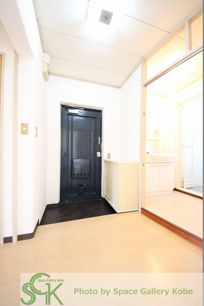 パルシティ伊川谷の玄関|※お部屋により仕様が異なる可能性があります。