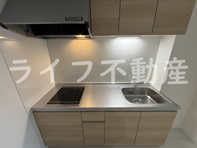 D porta gracefulのキッチン|コンパクトなキッチンで掃除もラクラク