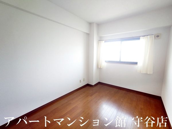 ウエストアールの寝室