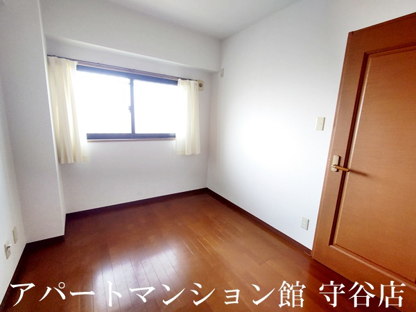 ウエストアールの寝室