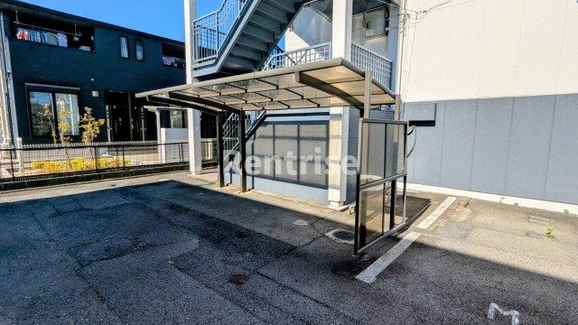 シャトータウン88の駐車場