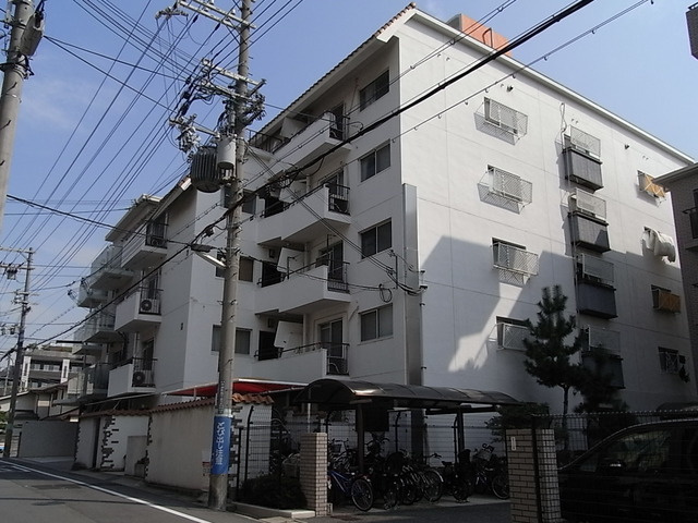 六甲アビタシオンの外観