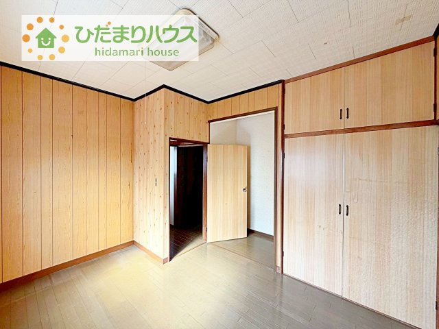 【洋室】 | 下妻市小島　中古戸建 | 部屋数が多いので納戸として使うのも良いですね♪