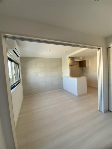 MODERN PALAZZO山王Grow（グロー）の居間・リビング