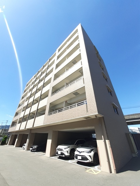 アコール　アネックスの駐車場