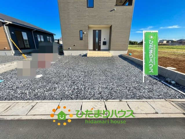 加須市北下新井第6　新築一戸建て　04　クレイドルガーデンの駐車場
