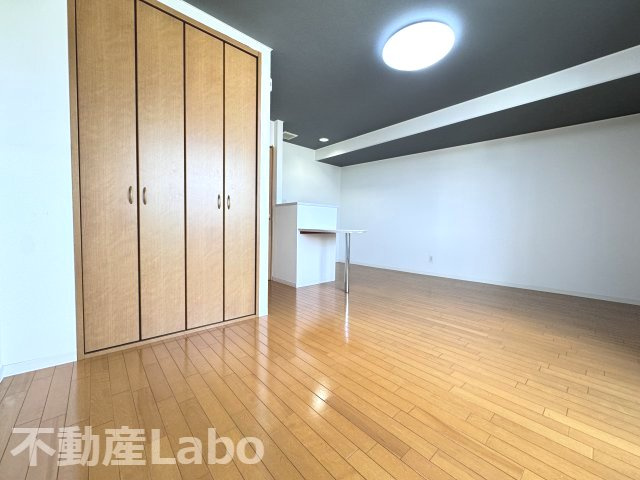 クリスタルハイツⅡの洋室