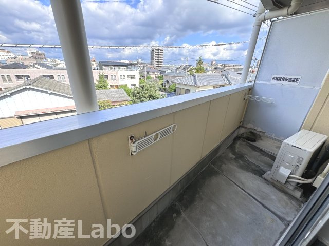 クリスタルハイツⅡのバルコニー