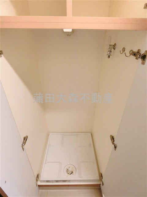 ルーブル仲六郷弐番館の設備|洗濯機置き場