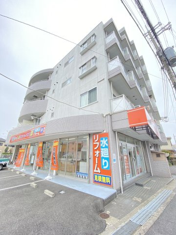 コンフォート岸部の外観