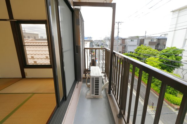 西水元5丁目メゾンのバルコニー