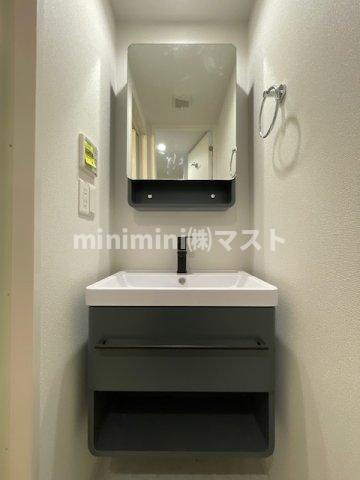 セレニテ谷町四丁目アリエの洗面所