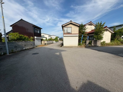 【前面道路含む現地写真】 | 水橋舘町　中古戸建