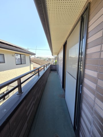 桐生市境野町四丁目　中古住宅のバルコニー