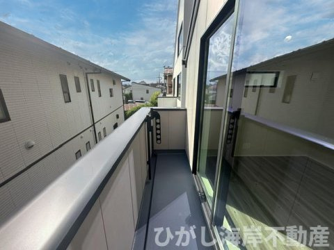 藤沢市本鵠沼５丁目　新築戸建　全２棟のバルコニー|バルコニー
