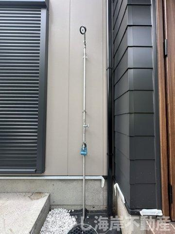 藤沢市本鵠沼５丁目　新築戸建　全２棟の庭|外用シャワー