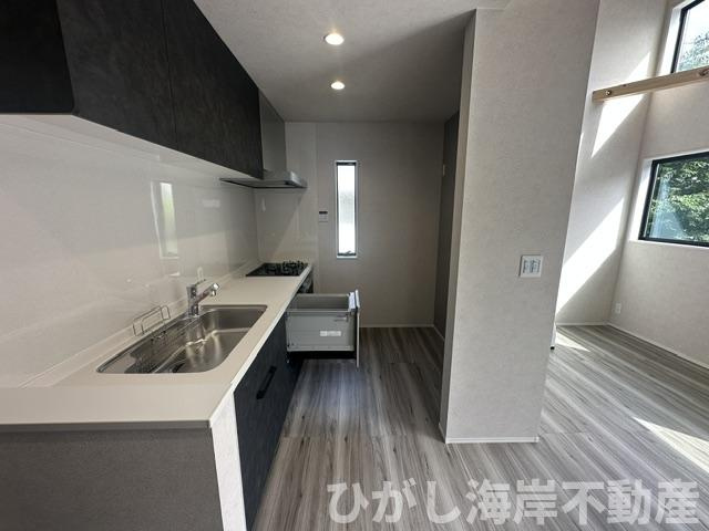 藤沢市本鵠沼５丁目　新築戸建　全２棟のキッチン|キッチンスペース