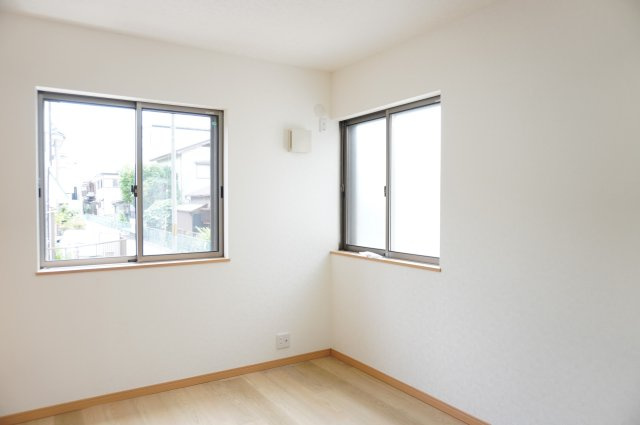 越谷市大字船渡 中古戸建の洋室|5.25帖