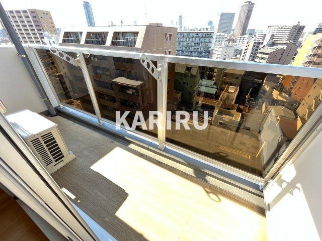 クローバー・レジデンス玉造のバルコニー|同マンション別部屋の写真です