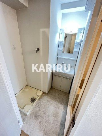 クローバー・レジデンス玉造の玄関|同マンション別部屋の写真です